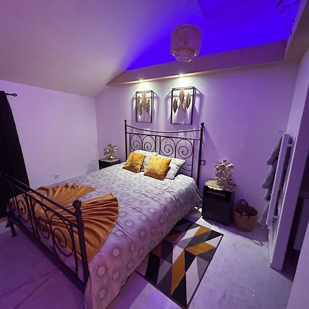 Spa Jacuzzi Moon White Vaudherland Bagian luar foto